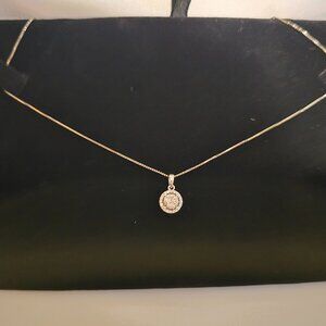 Women's Diamond Pendant Necklace